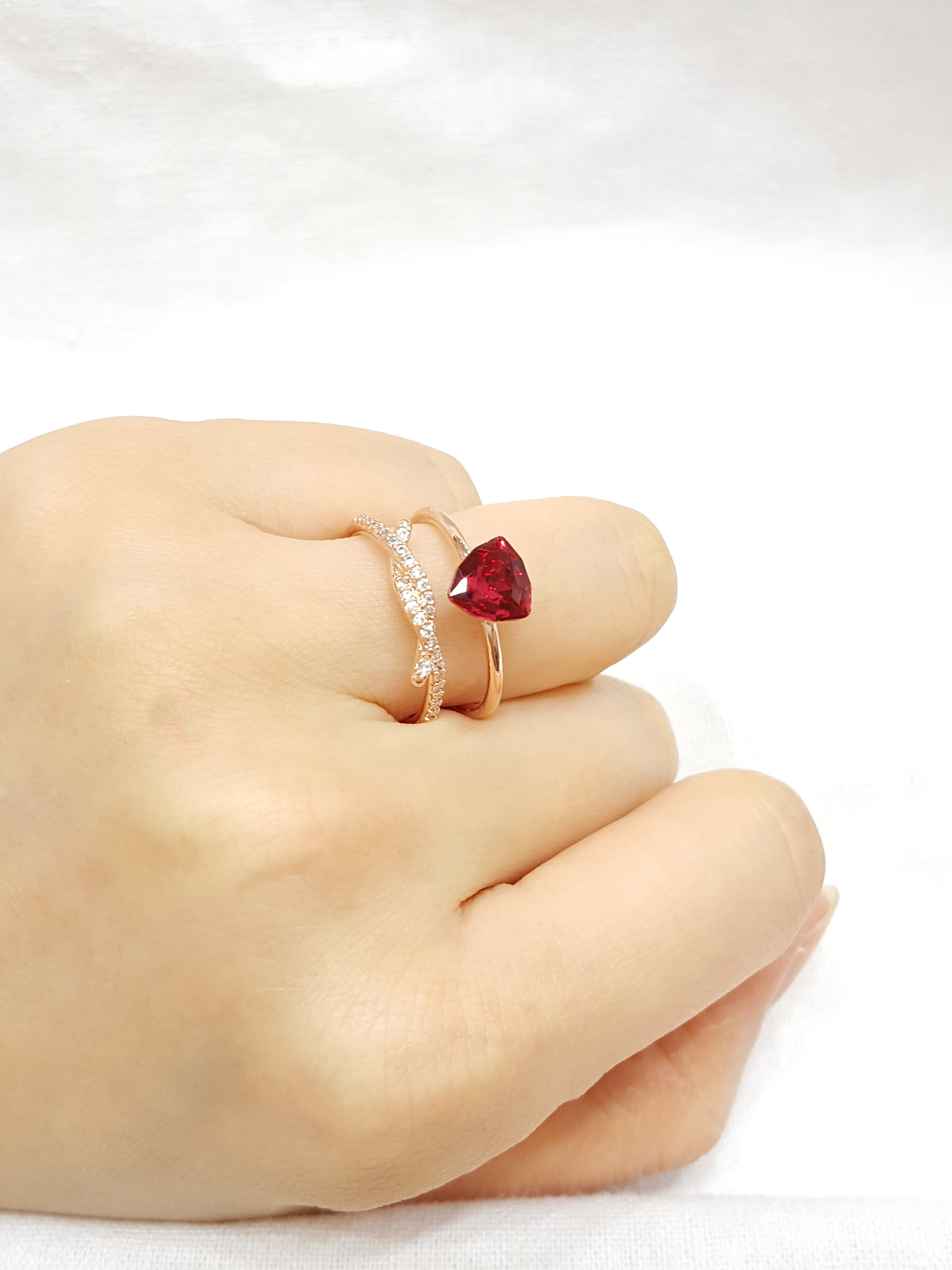 <b><p>Scarlet Red ring</p></b><b><p>スカーレットレッド リング</p></b><br /><br /><p align='center'>