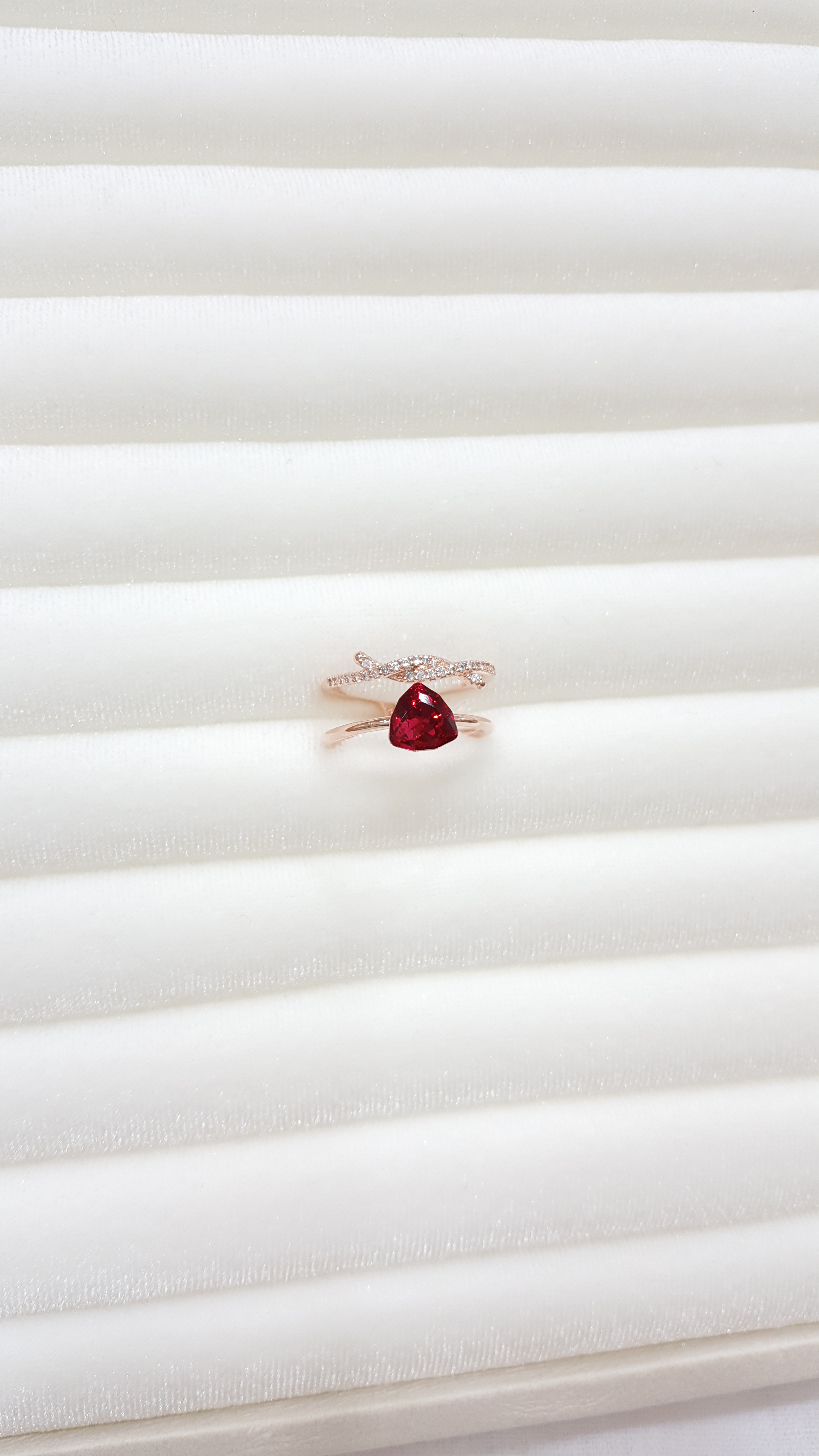 <b><p>Scarlet Red ring</p></b><b><p>スカーレットレッド リング</p></b><br /><br /><p align='center'>