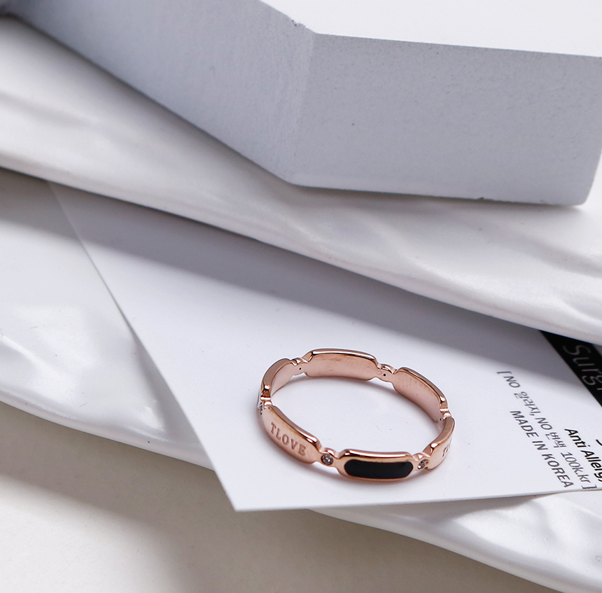 <b><p>Stylish Black Point TLOVE Surge eel titanium</p></b><b><p>シックなブラックポイント TLOVE 書かれているカールスチール リング チタン</p></b><br /><br /><p align='center'>