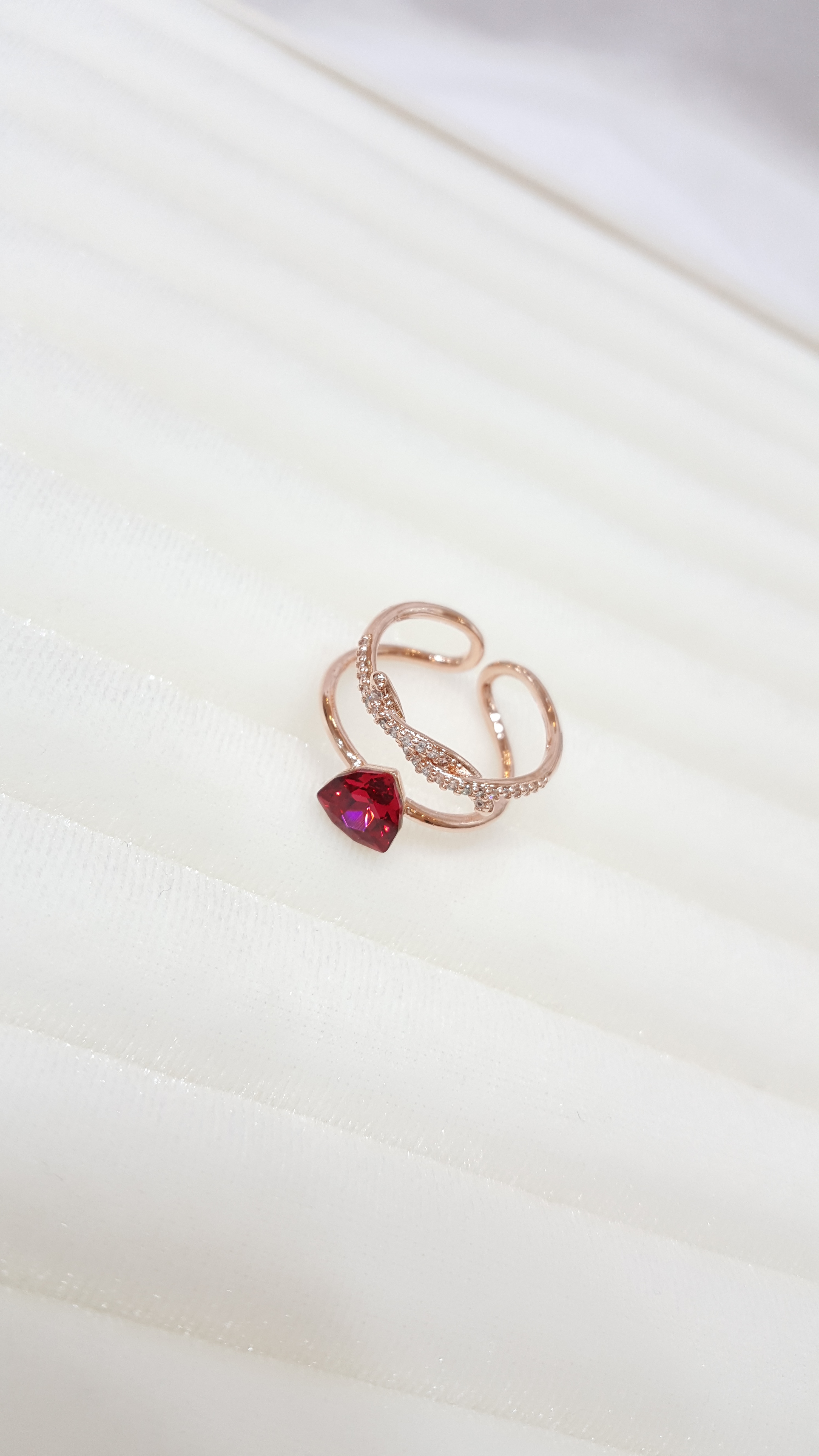 <b><p>Scarlet Red ring</p></b><b><p>スカーレットレッド リング</p></b><br /><br /><p align='center'>