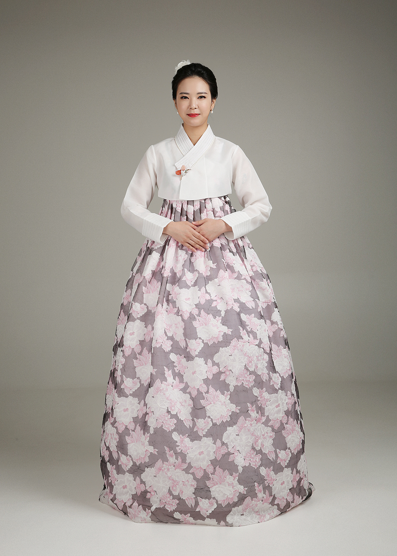 [한복대여] 왕꽃핑크 생크림 웨딩촬영 하객 신부 화사한 화려한 행사 결혼식 - 상세 이미지 3