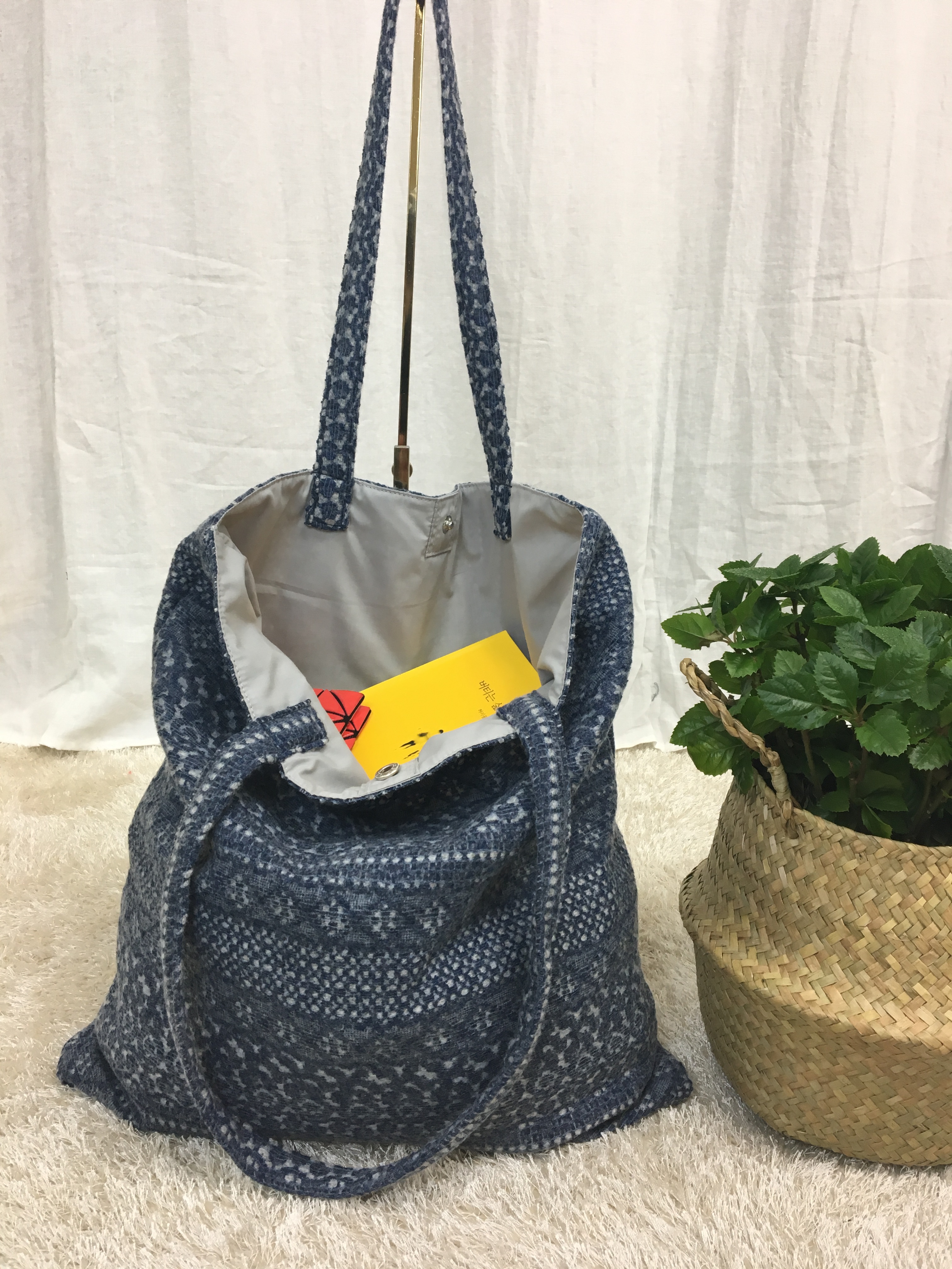 <b><p>SO MARCH Spring Race Eco Bag 3l Light Shoulder</p></b><b><p>SO MARCH春レースエコバッグ3col軽量バッグショルダーバッグ感性 레이스에코백</p></b><br /><br /><p align='center'>