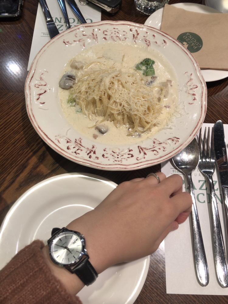 <b><p>Casio Genuine couple ather wch Gift Valt's</p></b><b><p>カシオ 本物 カップル レザー 腕時計 ギフト バレンタインデー ホワイト 恋人</p></b><br /><br /><p align='center'>