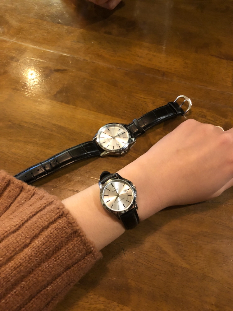 <b><p>Casio Genuine couple ather wch Gift Valt's</p></b><b><p>カシオ 本物 カップル レザー 腕時計 ギフト バレンタインデー ホワイト 恋人</p></b><br /><br /><p align='center'>