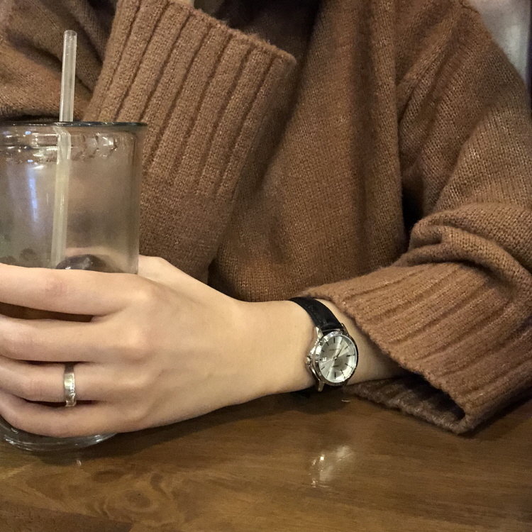 <b><p>Casio Genuine couple ather wch Gift Valt's</p></b><b><p>カシオ 本物 カップル レザー 腕時計 ギフト バレンタインデー ホワイト 恋人</p></b><br /><br /><p align='center'>