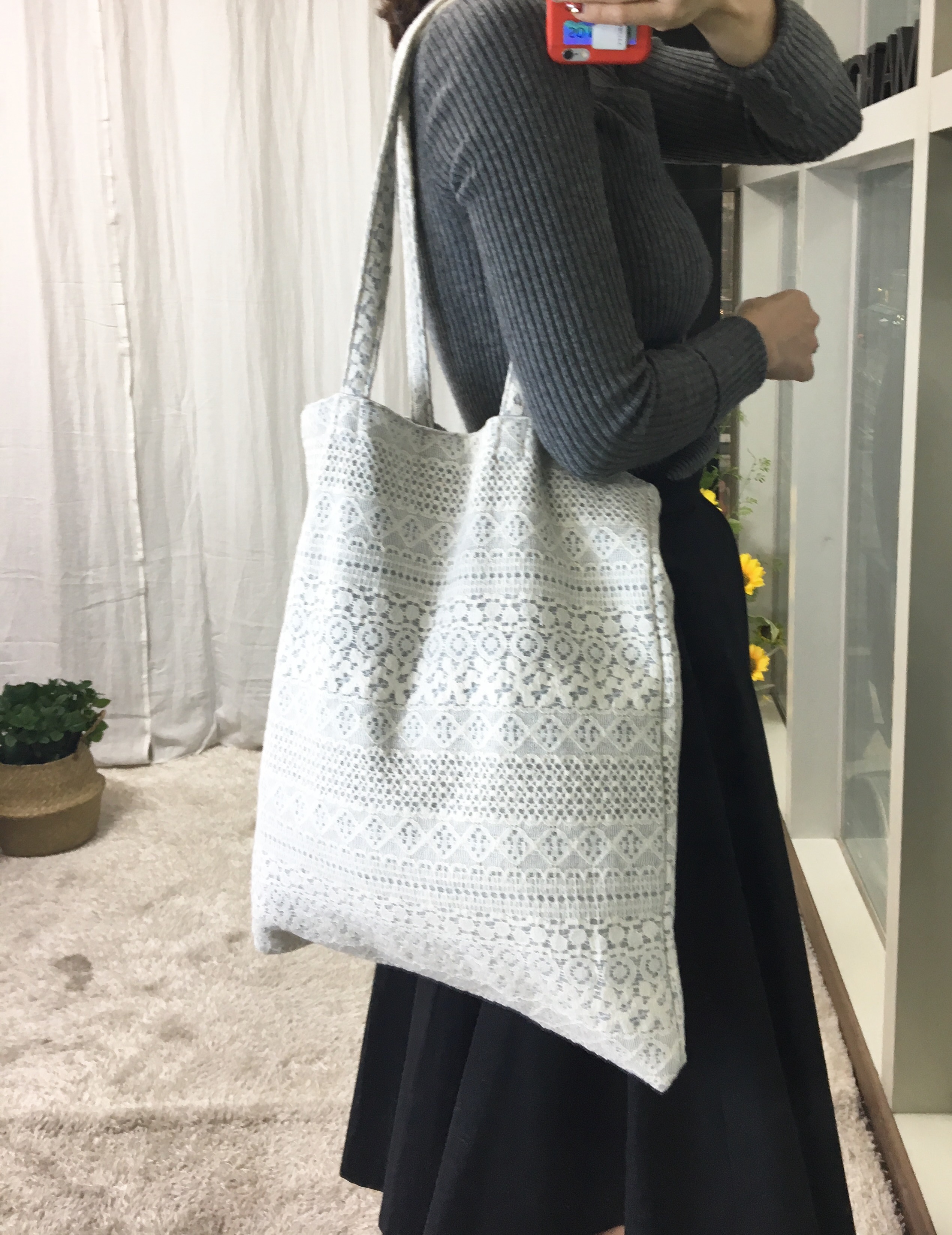 <b><p>SO MARCH Spring Race Eco Bag 3l Light Shoulder</p></b><b><p>SO MARCH春レースエコバッグ3col軽量バッグショルダーバッグ感性 레이스에코백</p></b><br /><br /><p align='center'>