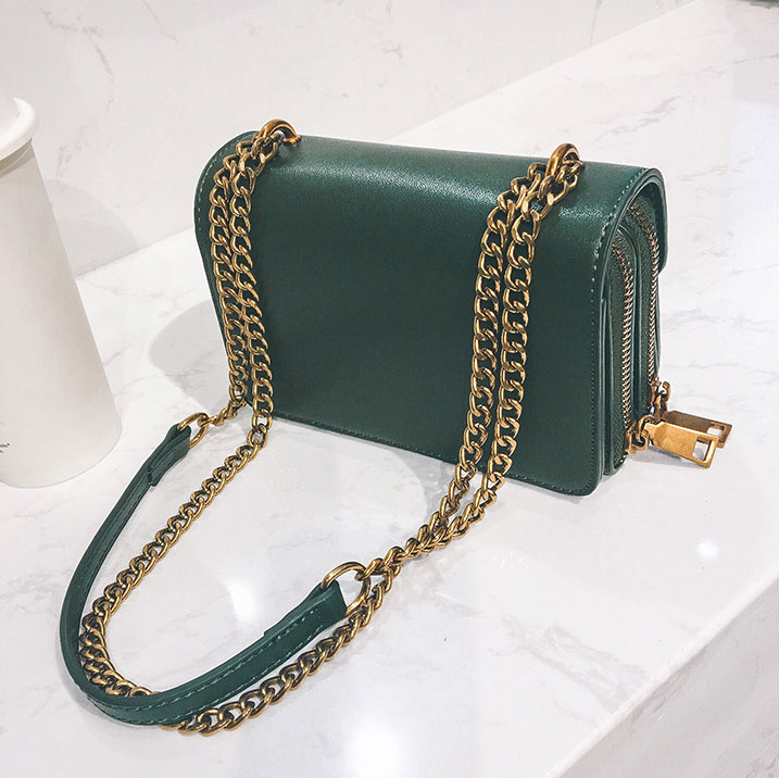 <b><p>Wallet zipper should bag</p></b><b><p>ウォレットジッパーショルダーバッグ</p></b><br /><br /><p align='center'>