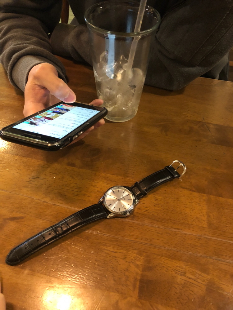 <b><p>Casio Genuine couple ather wch Gift Valt's</p></b><b><p>カシオ 本物 カップル レザー 腕時計 ギフト バレンタインデー ホワイト 恋人</p></b><br /><br /><p align='center'>