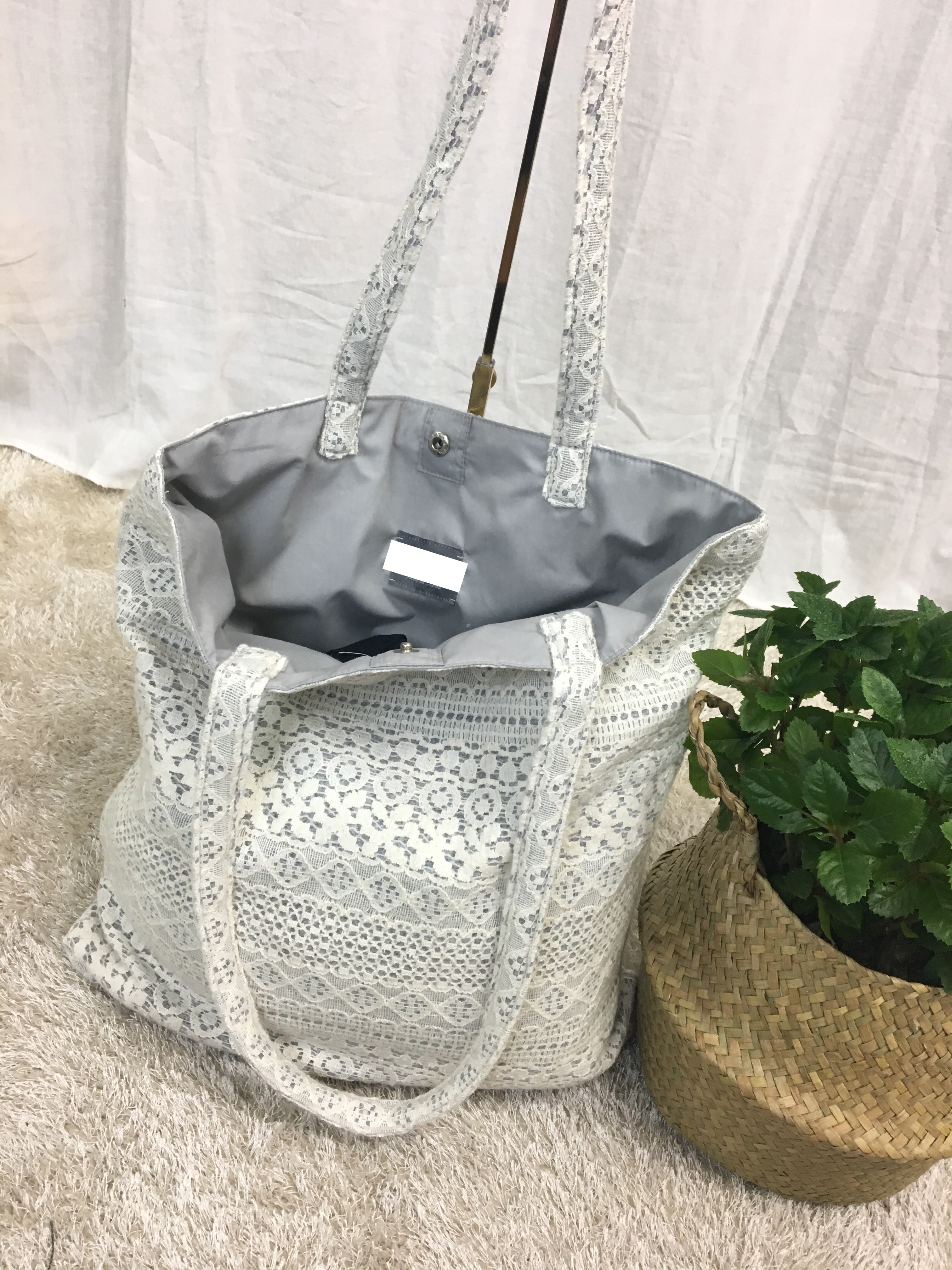 <b><p>SO MARCH Spring Race Eco Bag 3l Light Shoulder</p></b><b><p>SO MARCH春レースエコバッグ3col軽量バッグショルダーバッグ感性 레이스에코백</p></b><br /><br /><p align='center'>