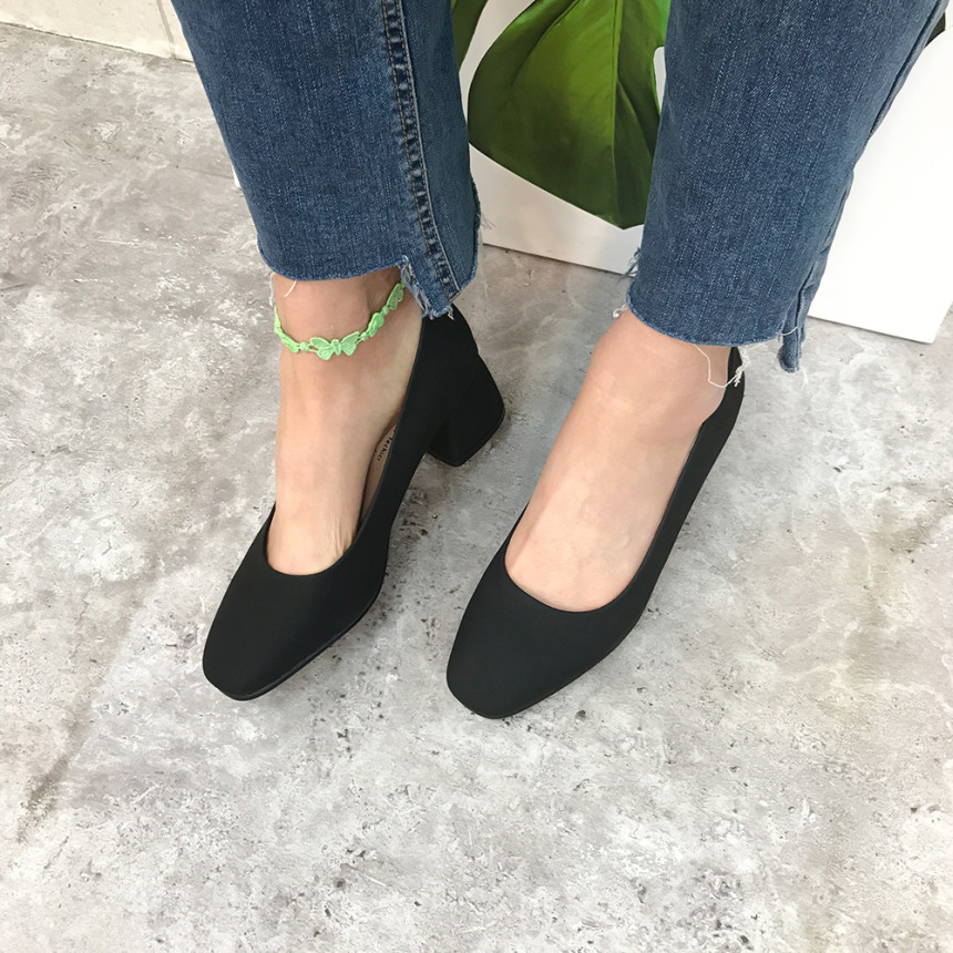 <b><p>Mourning Korean Rnd nose Middle heel pump</p></b><b><p>無排 韓国語 円形の鼻 ミドルヒール パンプス 靴 きれいな 簡単スタイル シル</p></b><br /><br /><p align='center'>