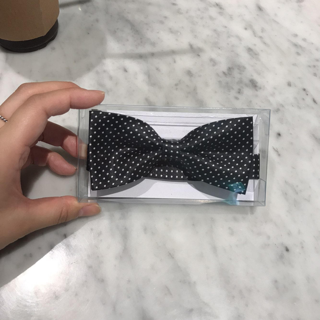 <b><p>Black bow tie Korean Self-Wedding Bthday</p></b><b><p>黒蝶ネクタイ 韓国語 セルフウェディング 初誕生日 各種イベントに スーパーグレイッ</p></b><br /><br /><p align='center'>