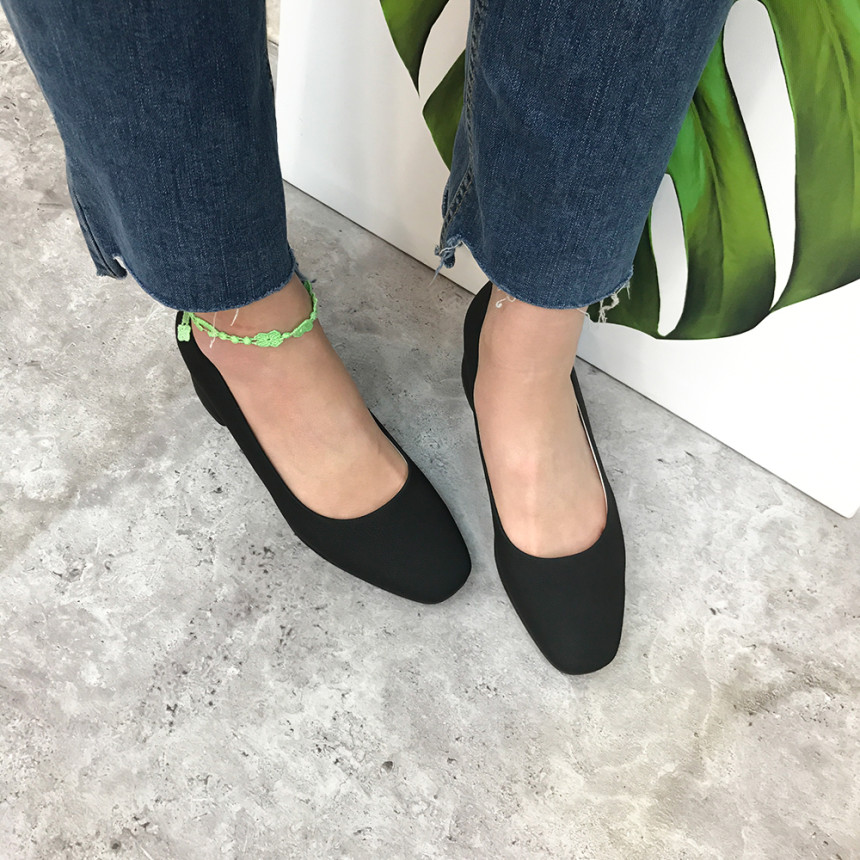 <b><p>Mourning Korean Rnd nose Middle heel pump</p></b><b><p>無排 韓国語 円形の鼻 ミドルヒール パンプス 靴 きれいな 簡単スタイル シル</p></b><br /><br /><p align='center'>