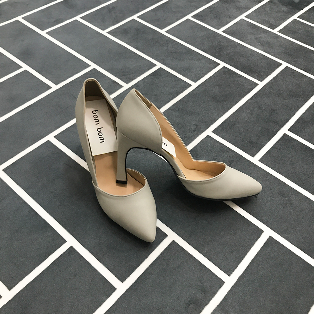 <b><p>Mourning Korean Stiletto pump high heel Good</p></b><b><p>無排 韓国語 スティレット パンプス ハイヒール ポイントサイクル良い スタイリッシュ</p></b><br /><br /><p align='center'>