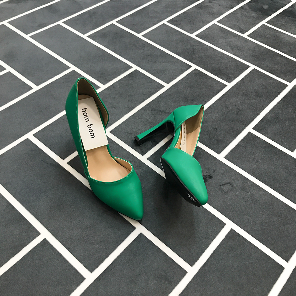 <b><p>Mourning Korean Stiletto pump high heel Good</p></b><b><p>無排 韓国語 スティレット パンプス ハイヒール ポイントサイクル良い スタイリッシュ</p></b><br /><br /><p align='center'>