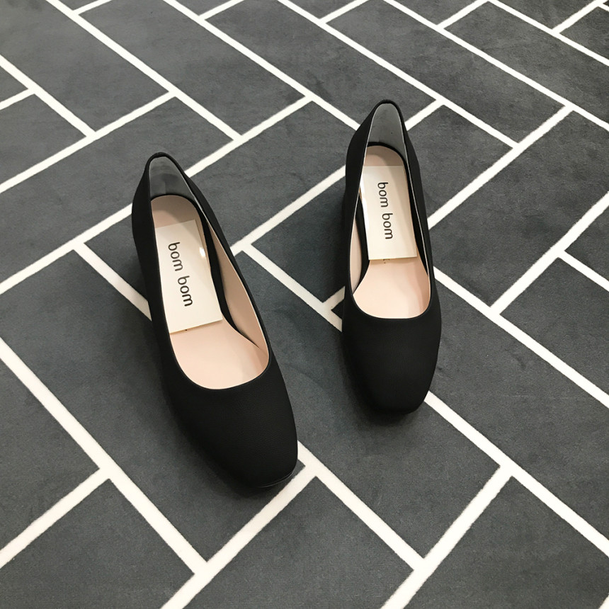 <b><p>Mourning Korean Rnd nose Middle heel pump</p></b><b><p>無排 韓国語 円形の鼻 ミドルヒール パンプス 靴 きれいな 簡単スタイル シル</p></b><br /><br /><p align='center'>