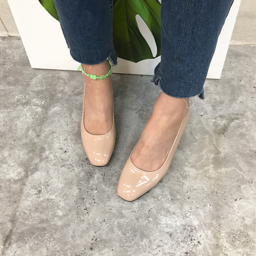 <b><p>Mourning Korean Rnd nose Middle heel pump</p></b><b><p>無排 韓国語 円形の鼻 ミドルヒール パンプス 靴 きれいな 簡単スタイル シル</p></b><br /><br /><p align='center'>