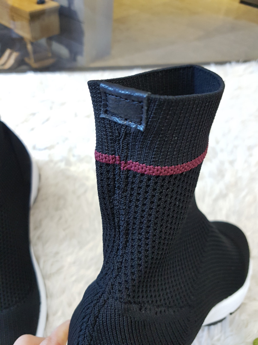 <b><p>Korean Sp Socks Snkers Height Ale Slip-on</p></b><b><p>韓国語 スパン サックス スニーカー 身長 足首 スリップオン ニット アンクル</p></b><br /><br /><p align='center'>