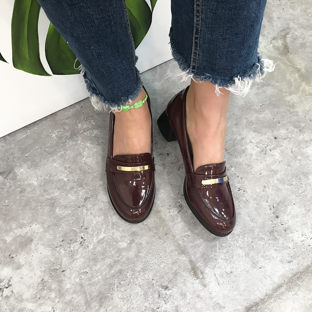 <b><p>Mourning Korean enamel Gold Height loafers</p></b><b><p>無排 韓国語 エナメル 金工 身長 ローファー かわいいスタイル 女性カジュアル</p></b><br /><br /><p align='center'>