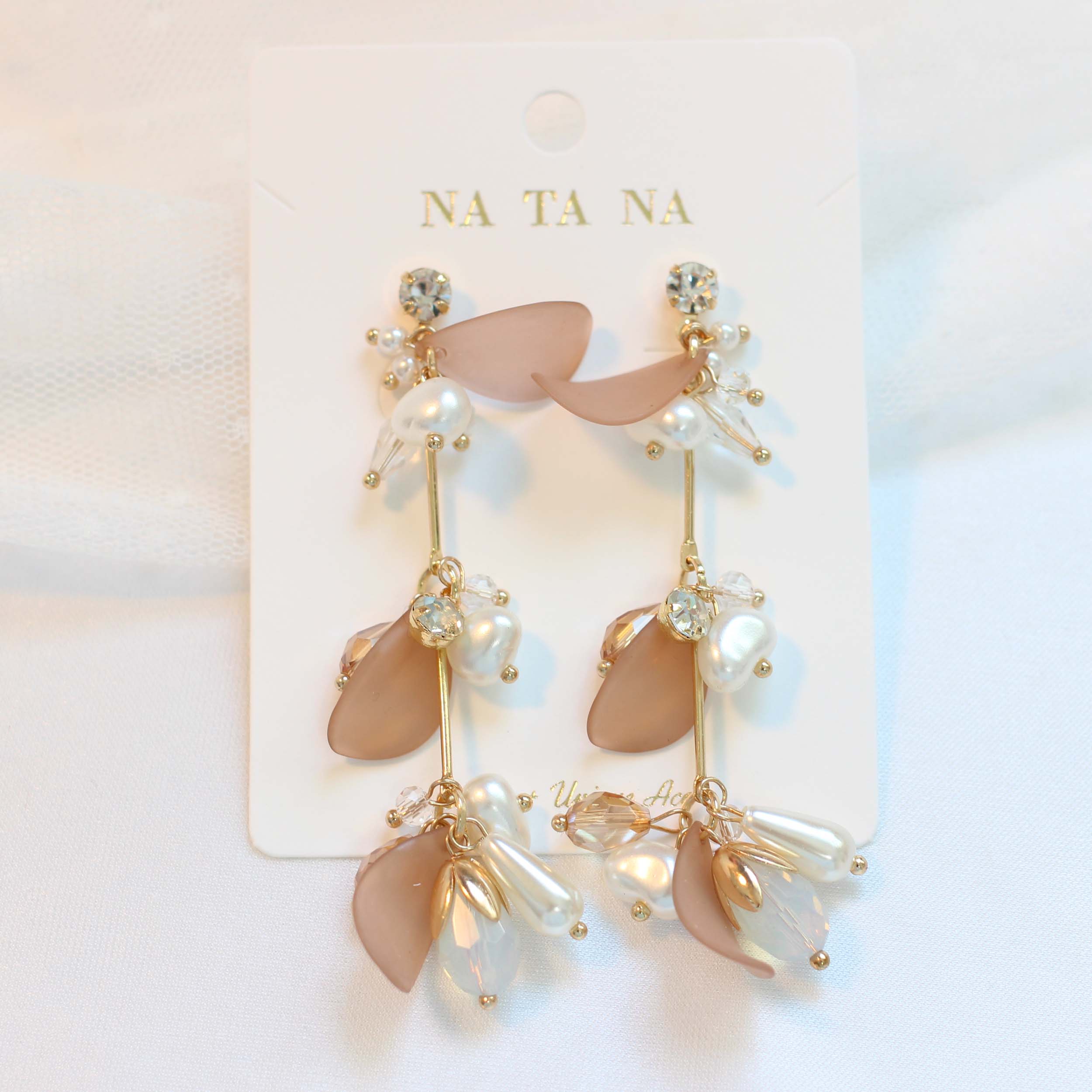 <b><p>Petal Flower Cubic Bold Drop Earrings Possible</p></b><b><p>花びらフラワー キュービック ボールド ドロップイヤリング グィチ可能 耳ドリル</p></b><br /><br /><p align='center'>