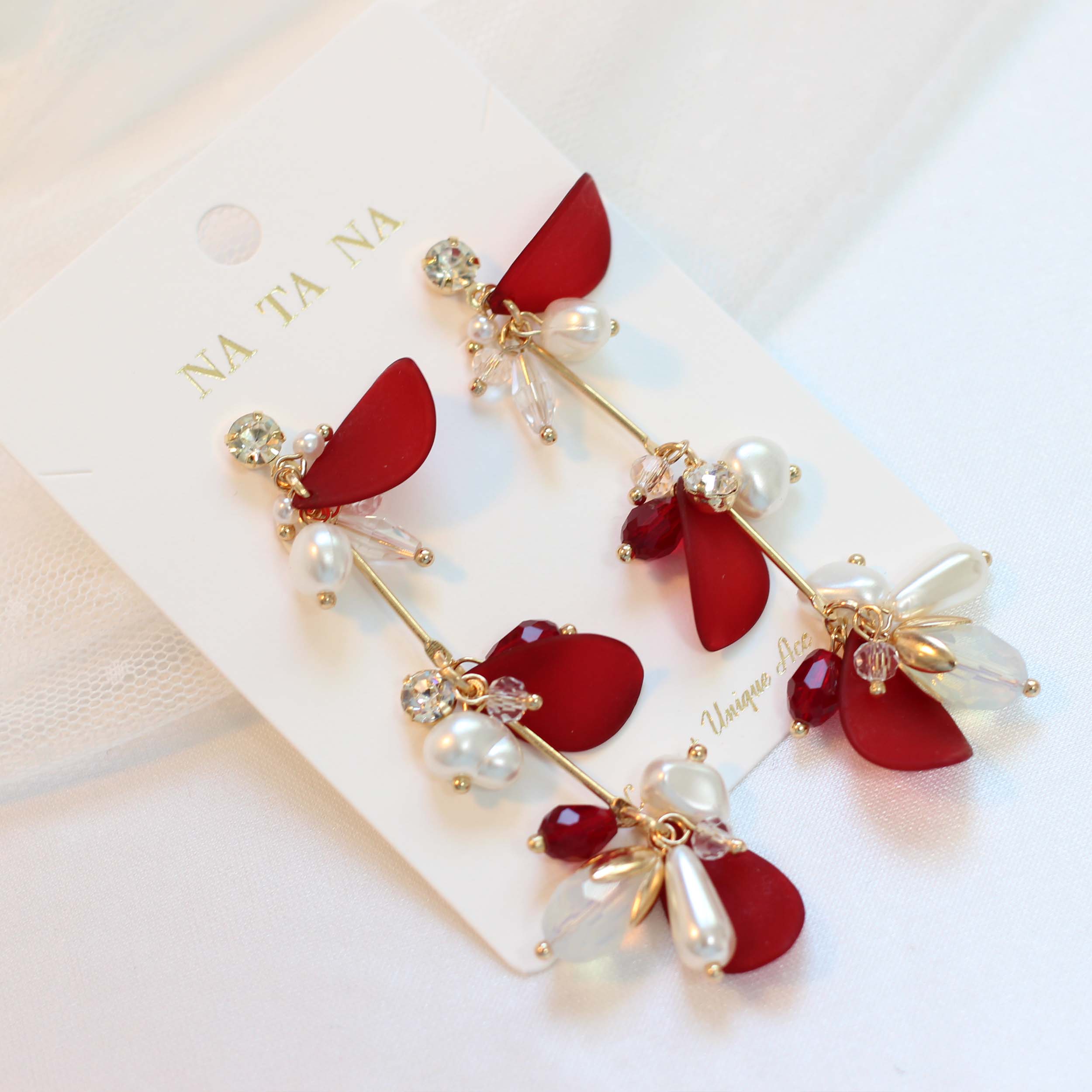 <b><p>Petal Flower Cubic Bold Drop Earrings Possible</p></b><b><p>花びらフラワー キュービック ボールド ドロップイヤリング グィチ可能 耳ドリル</p></b><br /><br /><p align='center'>