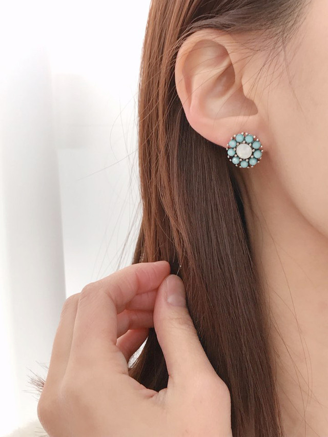 <b><p>sunflower Fr set earring Moth-Daught one</p></b><b><p>ヒマワリ 花 セット イヤリング 螺鈿 フラワー 一週間</p></b><br /><br /><p align='center'>