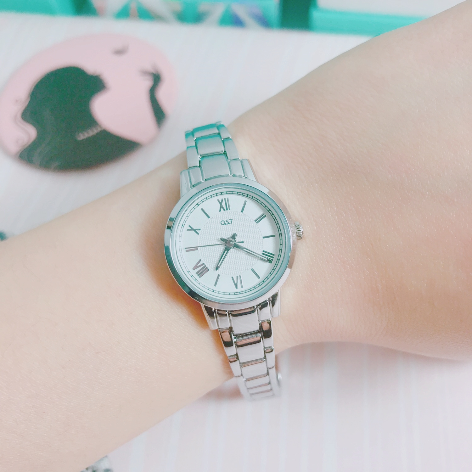 <b><p>OST Classique Couple Metal Watch lver OTC117707FSS</p></b><b><p>OSTクラスシックカップルメタル時計 シルバー OTC117707FSS 27T</p></b><br /><br /><p align='center'>