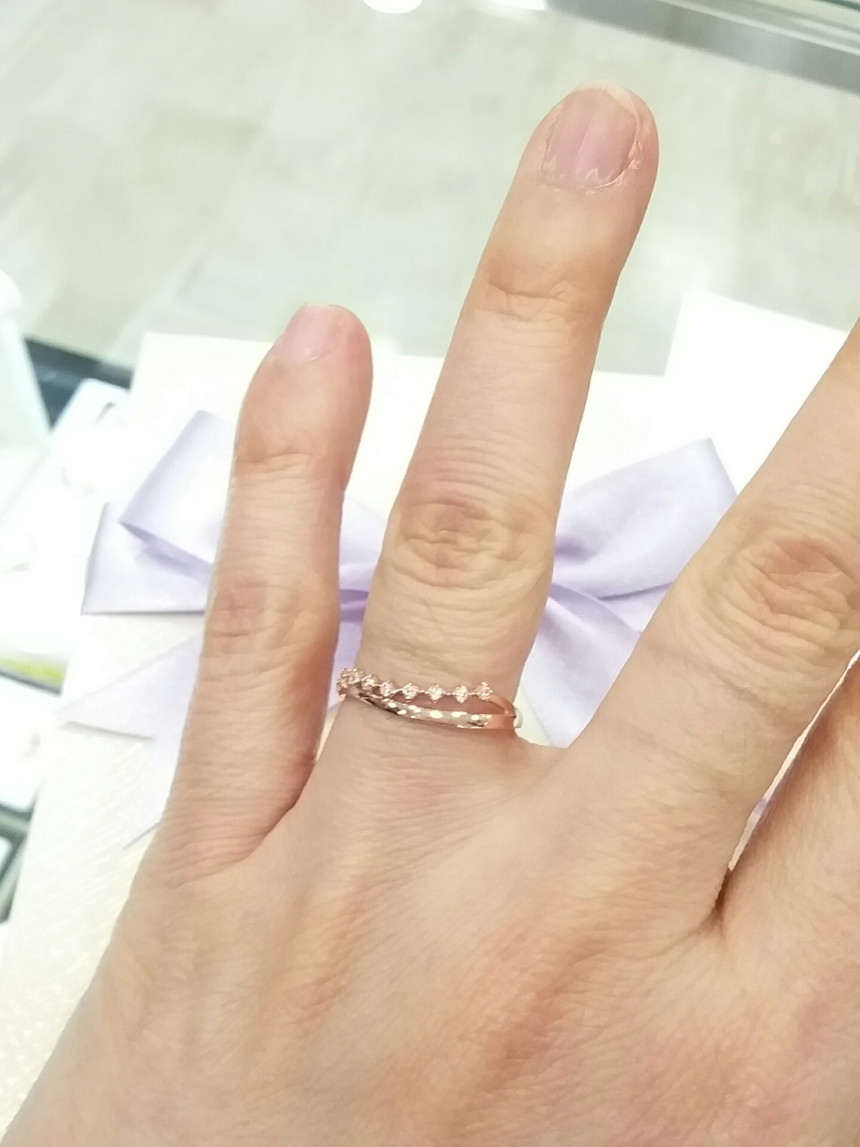 <b><p>Lloyd You and I wave Gold ring LRT18008T</p></b><b><p>ロイド 君は そして 私 ウェーブ ゴールド リング LRT18008T デイリー</p></b><br /><br /><p align='center'>