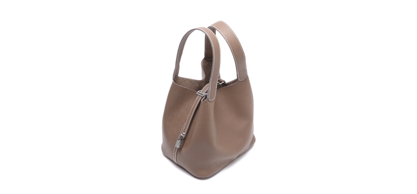 <b><p>Pico Tan Bag Togo Leather Miri na Should</p></b><b><p>ピコタンベクトーゴ革あらかじめミナショルダーバッグ</p></b><br /><br /><p align='center'>