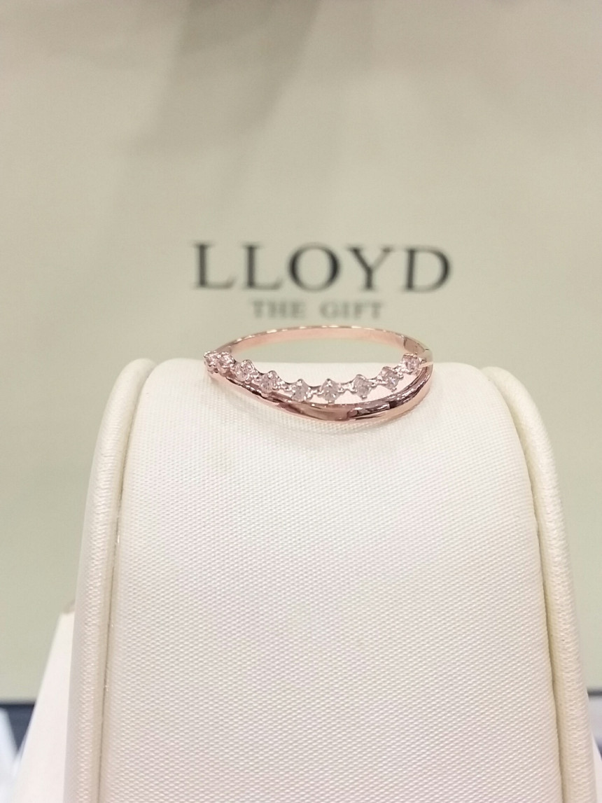 <b><p>Lloyd You and I wave Gold ring LRT18008T</p></b><b><p>ロイド 君は そして 私 ウェーブ ゴールド リング LRT18008T デイリー</p></b><br /><br /><p align='center'>