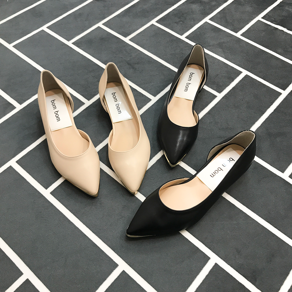 <b><p>Mourning Korean gold pot Flat Shoes Sophisticed</p></b><b><p>無排 韓国語 ゴールド ポイント フラットシューズ 洗練され見える どこでもコーディネートしやすい</p></b><br /><br /><p align='center'>