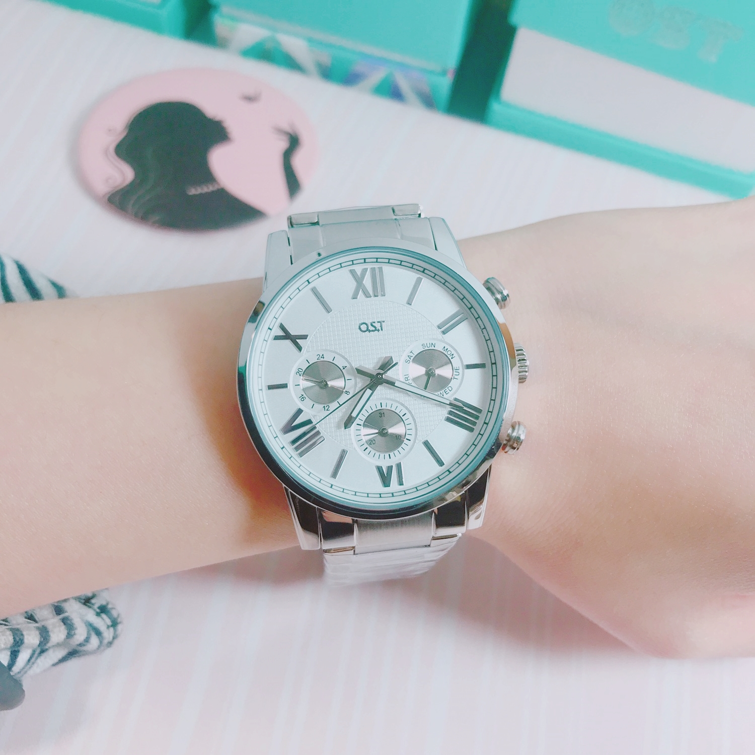 <b><p>OST Classique Couple Metal Watch lver OTC117707FSS</p></b><b><p>OSTクラスシックカップルメタル時計 シルバー OTC117707FSS 27T</p></b><br /><br /><p align='center'>