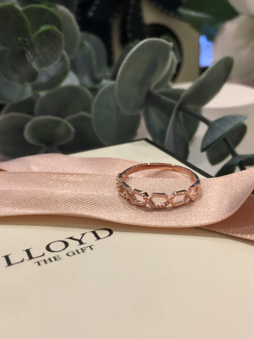 <b><p>Lloyd Hexag ring LRT18004 female 30s 14K</p></b><b><p>ロイド 六角リング LRT18004 女性 30代 14K 10k ローズゴールド</p></b><br /><br /><p align='center'>