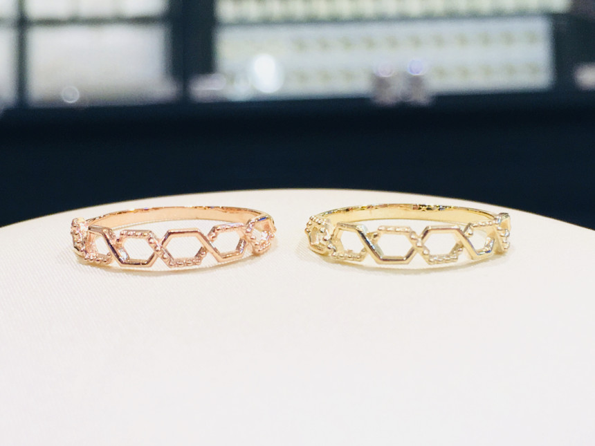 <b><p>Lloyd You and I square Gold ring LRT18004T</p></b><b><p>ロイド 君は そして 私 スクエア ゴールド リング LRT18004T 無難な</p></b><br /><br /><p align='center'>