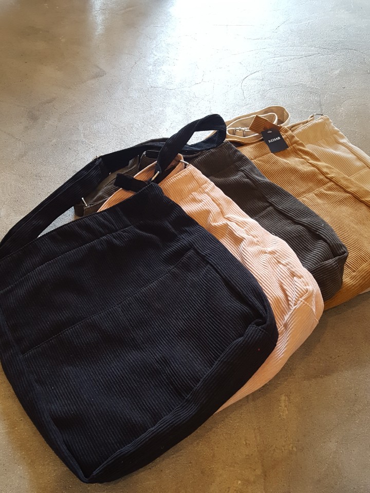 <b><p>Double pocket Golden eco bag</p></b><b><p>ダブルポケットゴールデンエコバック</p></b><br /><br /><p align='center'>