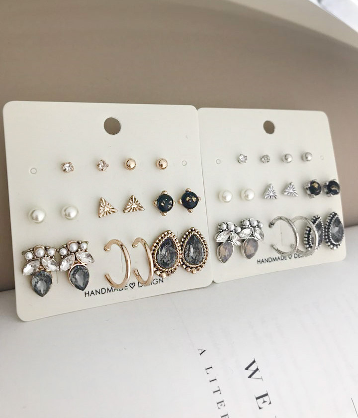 <b><p>Badgirl water drop 16 pieces set earring</p></b><b><p>バッドガール 水滴 16ピース セット イヤリング 女性 ラブリーな ブブ 無難な</p></b><br /><br /><p align='center'>