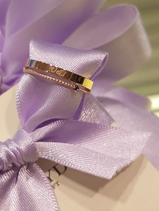 <b><p>Lloyd Lauret Line Birthsto rg LRT18003T miss</p></b><b><p>ロイド ロレトライン 誕生石 リング LRT18003T ミス シンプル 20代の女性</p></b><br /><br /><p align='center'>