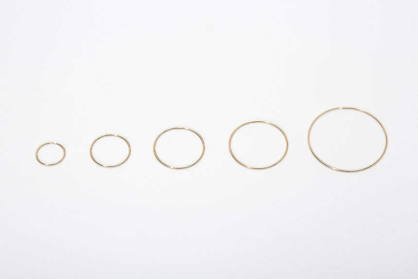 <b><p>pipe earring 14k Daily simple Cotion of coorda</p></b><b><p>パイプ イヤリング 14kデイリー シンプル コーディネートの完成 ミニ 小さな</p></b><br /><br /><p align='center'>