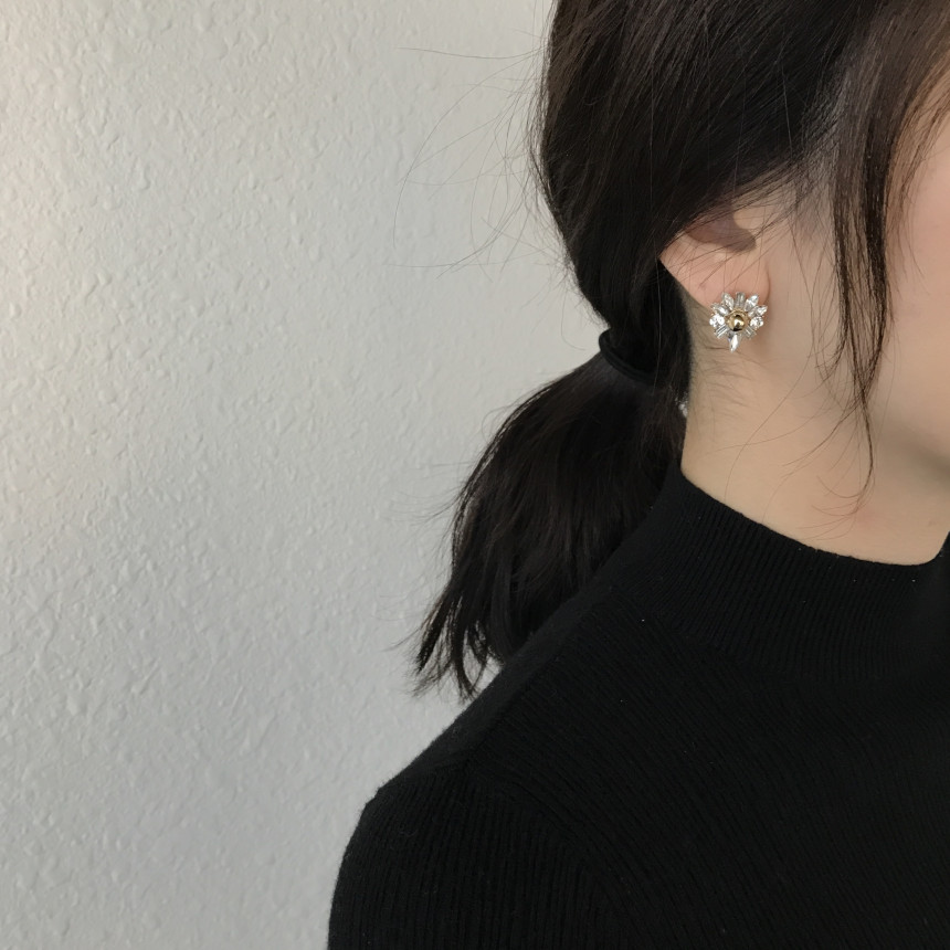 <b><p>Cheddar stone Daily Erings Cubic Gift Bl</p></b><b><p>チェダー ストーン デイリーピアス キュービック ギフト ブリンブリン 整頓された</p></b><br /><br /><p align='center'>