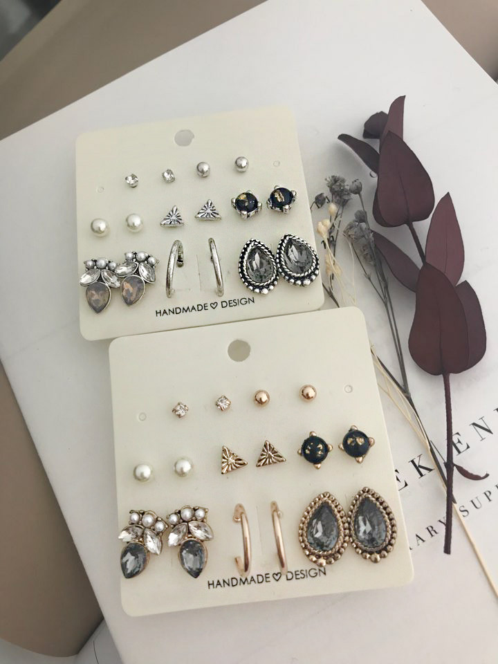 <b><p>Badgirl water drop 16 pieces set earring</p></b><b><p>バッドガール 水滴 16ピース セット イヤリング 女性 ラブリーな ブブ 無難な</p></b><br /><br /><p align='center'>