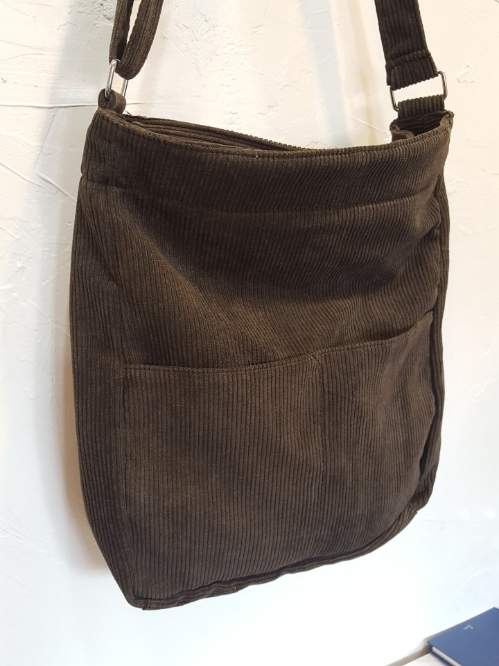 <b><p>Double pocket Golden eco bag</p></b><b><p>ダブルポケットゴールデンエコバック</p></b><br /><br /><p align='center'>
