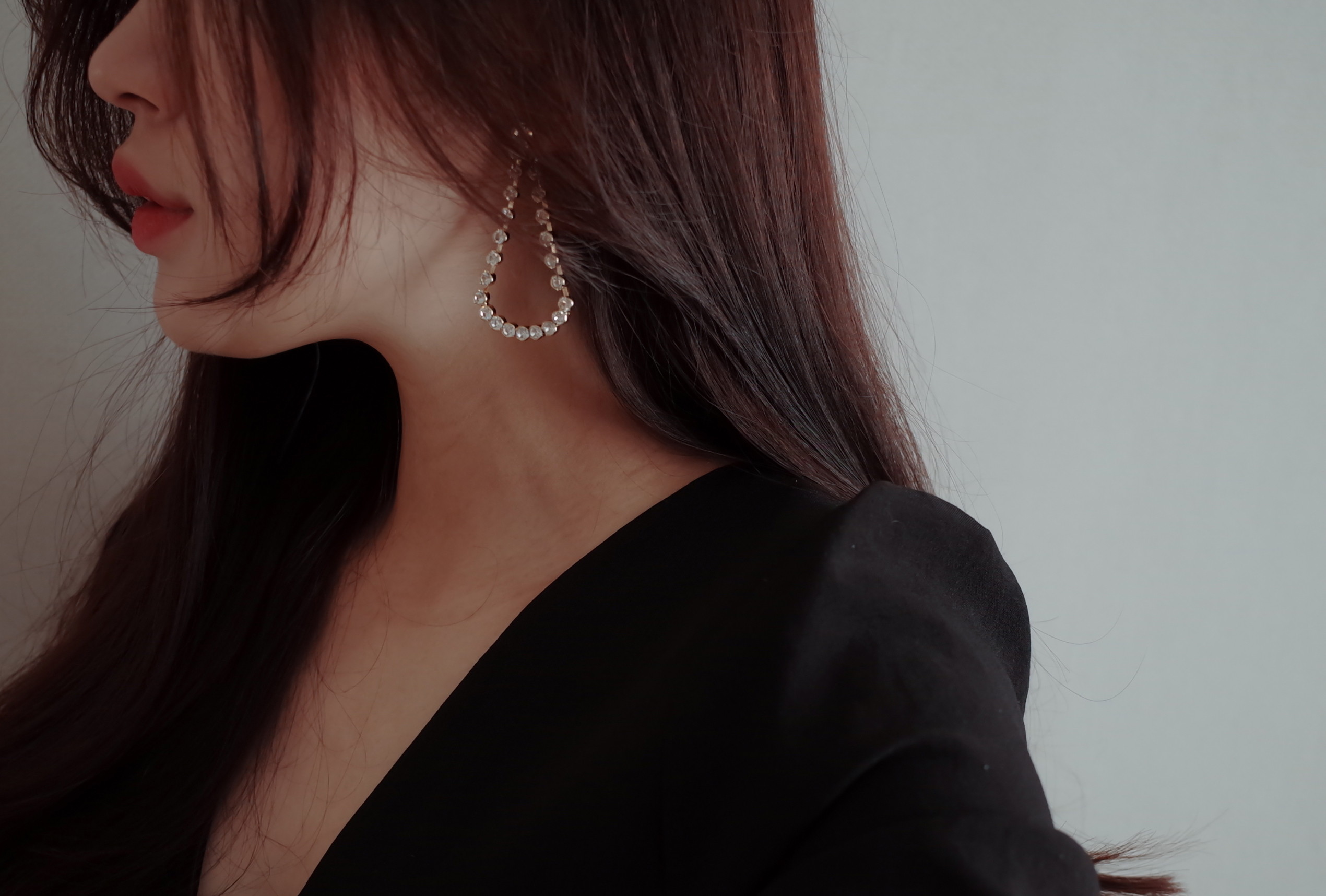 <b><p>Special Offe Mourning The Tgular gloss Cuc</p></b><b><p>特価 無排 ヘブン 三角光沢 キュービック ウンチムイヤリング スタイリッシュな</p></b><br /><br /><p align='center'>