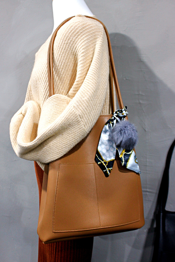 <b><p>Daily to Pocket Shoulder Bag Women's Casual</p></b><b><p>デイリーツーポケットショルダーバッグの女性のカジュアルコートに似合うバッグジャケトヌンアイテム軽いお</p></b><br /><br /><p align='center'>