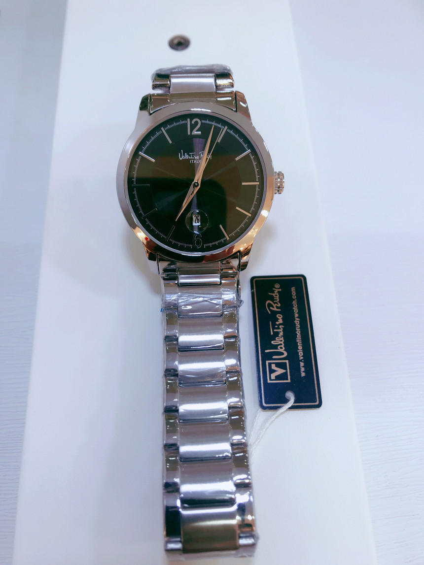 <b><p>Valentino Rudy Bracet Coup watch VR1712</p></b><b><p>バレンチノルディ ブレスレット カップルの腕時計 VR1712</p></b><br /><br /><p align='center'>