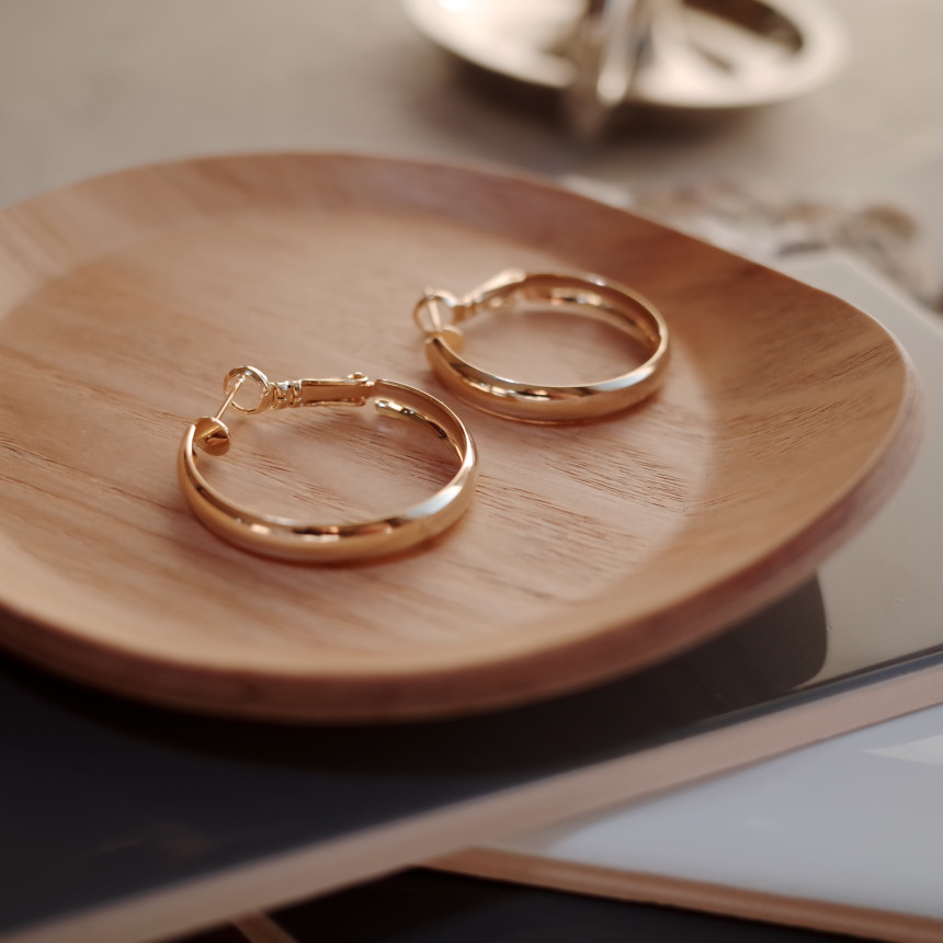 <b><p>NO.89 Basic Metal Ring earrs Stylish Ch Unique</p></b><b><p>NO.89 ベーシックメタル リングピアス スタイリッシュな ユニークなデザイン</p></b><br /><br /><p align='center'>