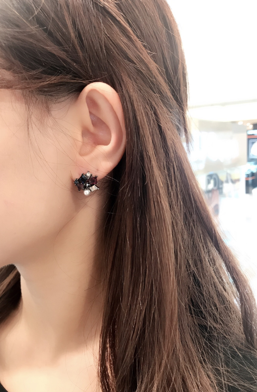 <b><p>JJ.QUEEN Queen Antiq fury EL00383</p></b><b><p>JJ.QUEEN クイーン アンティークピュアリー EL00383</p></b><br /><br /><p align='center'>