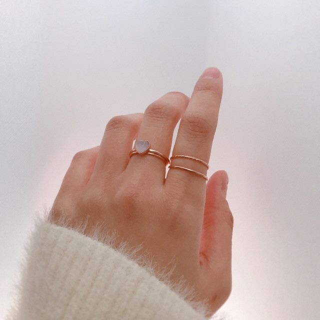 <b><p>Love Me heart one friendship ng gold silr</p></b><b><p>ラブ米 ハート ストーン 友情 リング ゴールド シルバー 重ね着 5 色 デイリー</p></b><br /><br /><p align='center'>