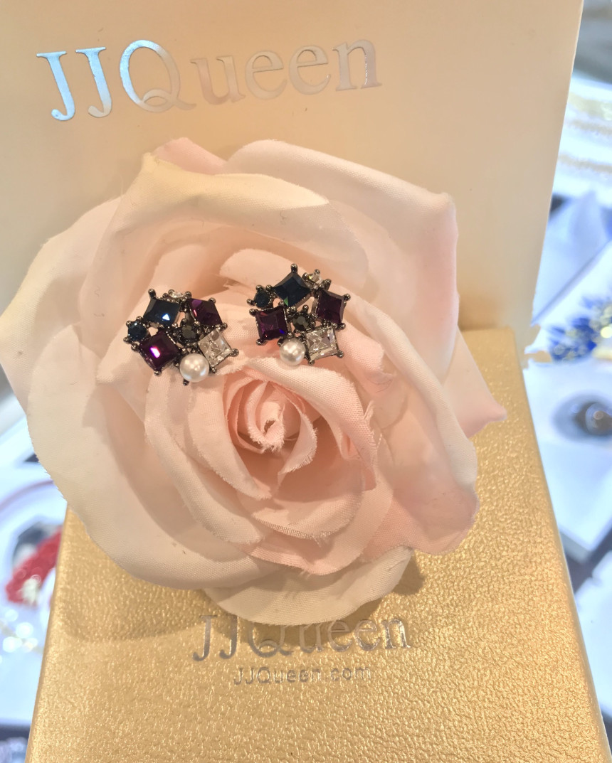 <b><p>JJ.QUEEN Queen Antiq fury EL00383</p></b><b><p>JJ.QUEEN クイーン アンティークピュアリー EL00383</p></b><br /><br /><p align='center'>