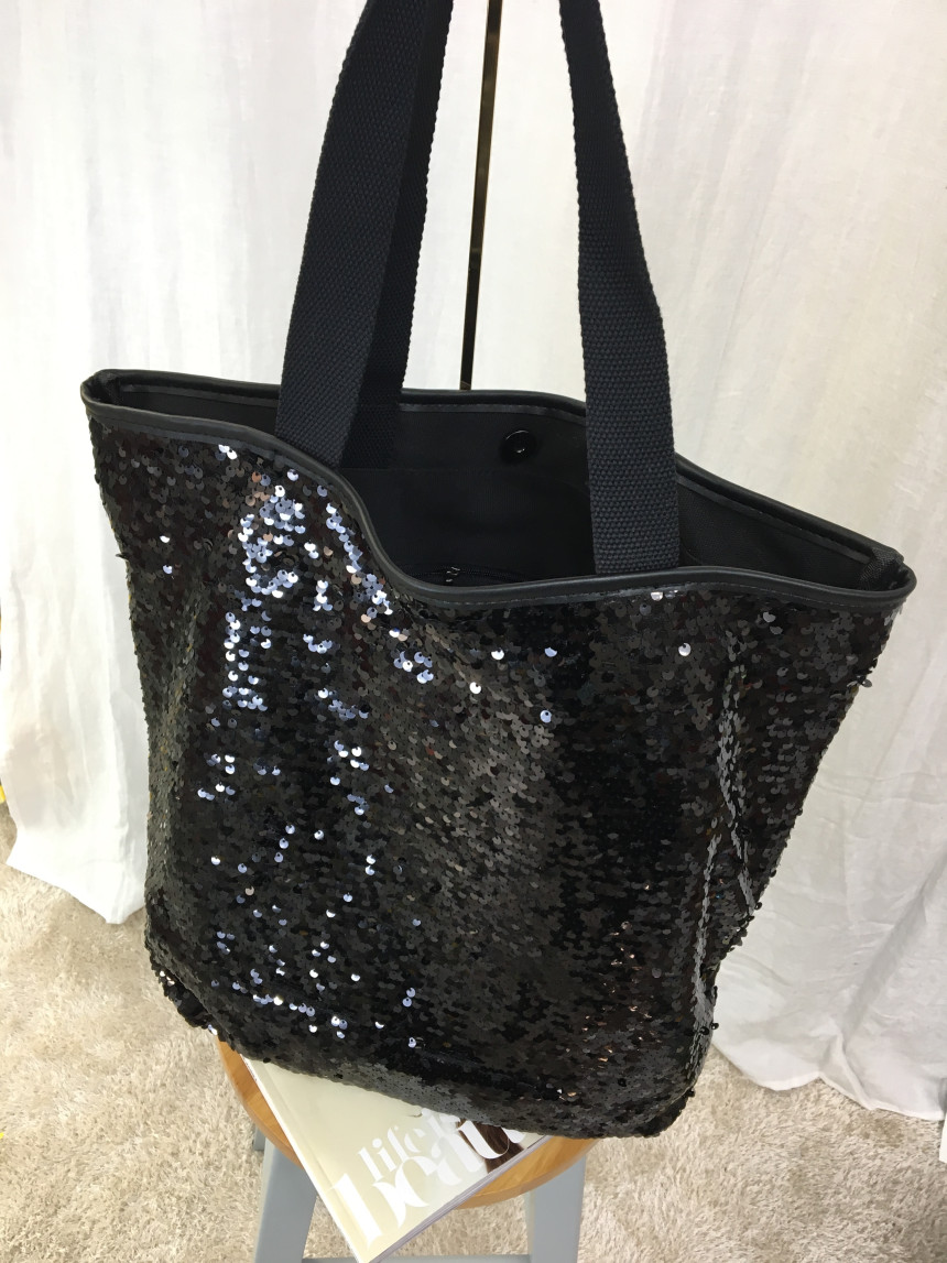 <b><p>SO MARCH Panchaku Sequin Show Pobec Bag Eco</p></b><b><p>SO MARCHパンチャクスパンコールショーポベクバッグエコバックトートバッグショルダーバッグ素材</p></b><br /><br /><p align='center'>