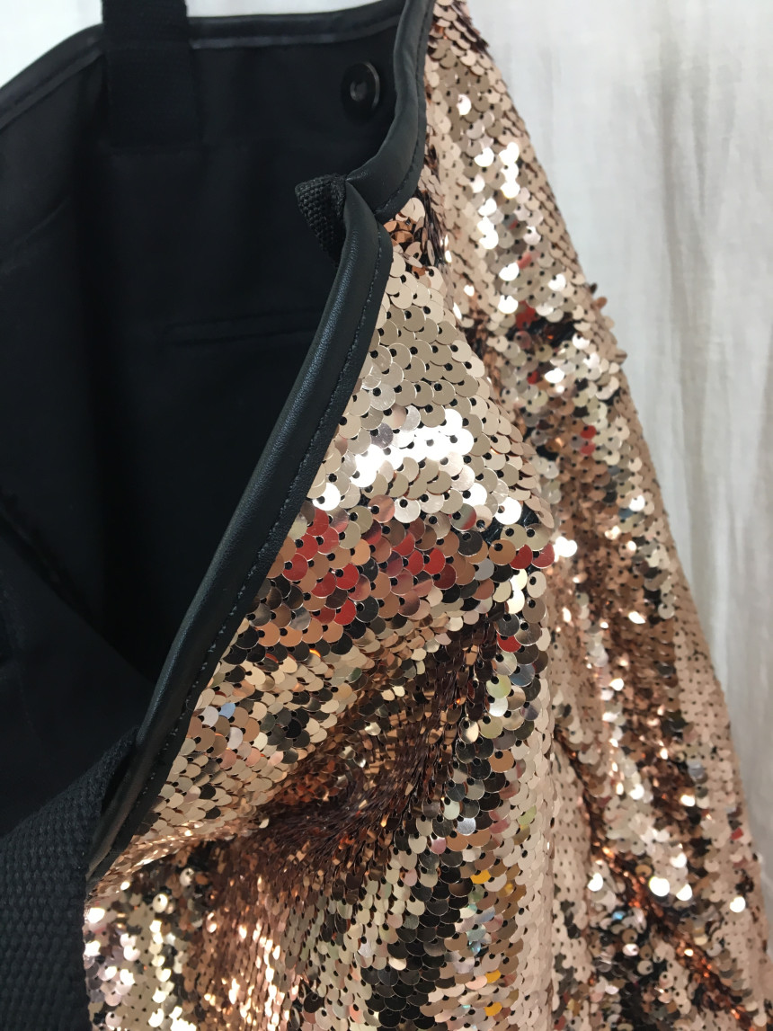 <b><p>SO MARCH Panchaku Sequin Show Pobec Bag Eco</p></b><b><p>SO MARCHパンチャクスパンコールショーポベクバッグエコバックトートバッグショルダーバッグ素材</p></b><br /><br /><p align='center'>