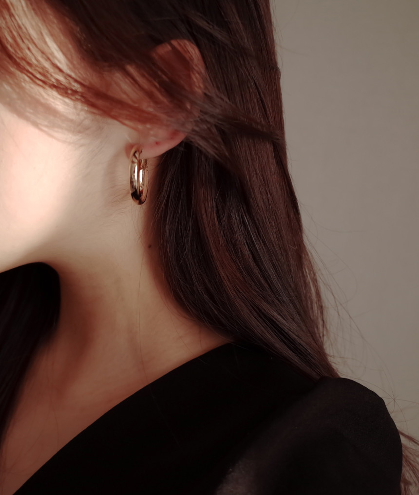 <b><p>NO.89 Basic Metal Ring earrs Stylish Ch Unique</p></b><b><p>NO.89 ベーシックメタル リングピアス スタイリッシュな ユニークなデザイン</p></b><br /><br /><p align='center'>